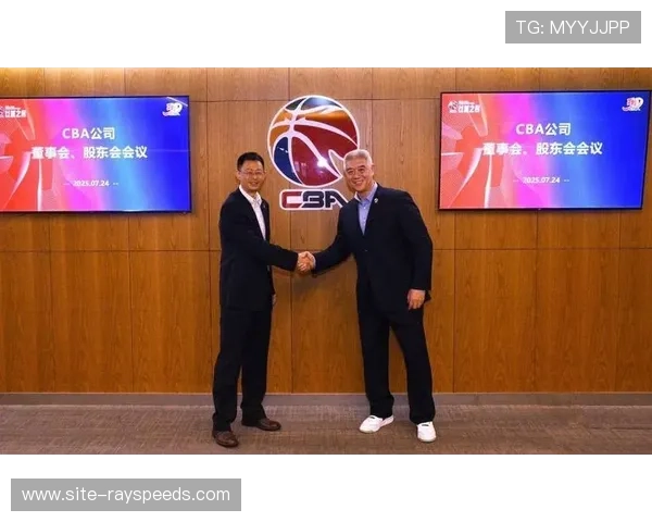 四川男篮欠薪风波持续，萨姆纳优先续约权转让陷入僵局。