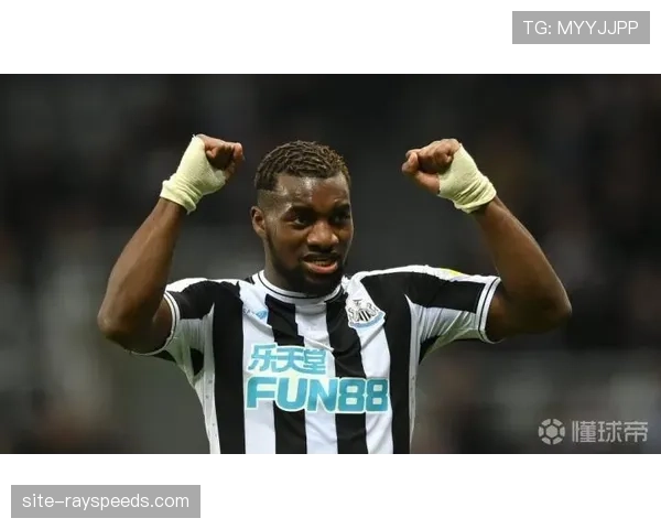 伤情更新：纽卡斯尔前锋伊萨克无法坚持被换下